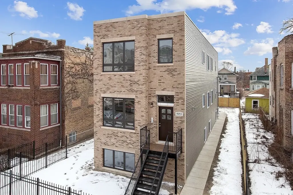 5955 West Superior Street Chicago IL 60644