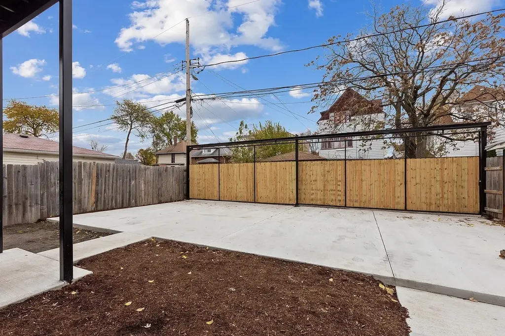 5955 West Superior Street Chicago IL 60644