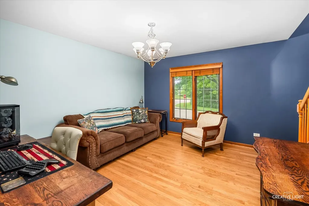 3S665 Virginia Avenue Warrenville IL 60555