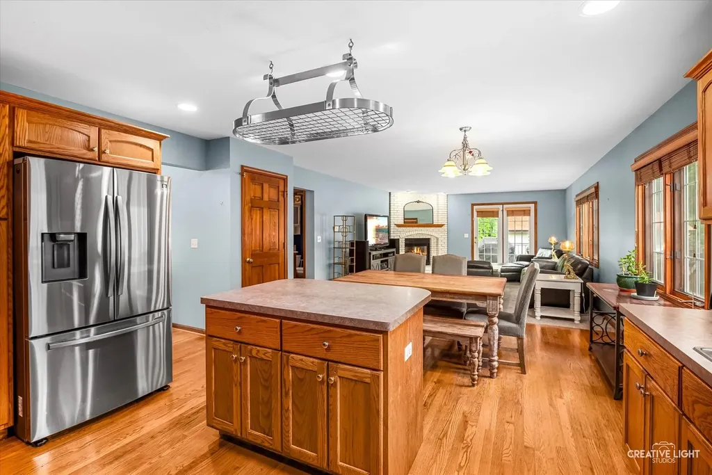 3S665 Virginia Avenue Warrenville IL 60555