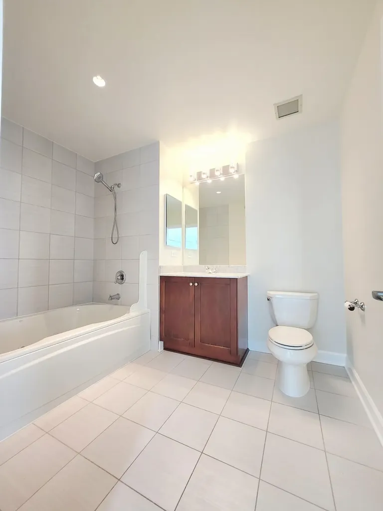 1201 South Prairie Avenue Chicago IL 60605