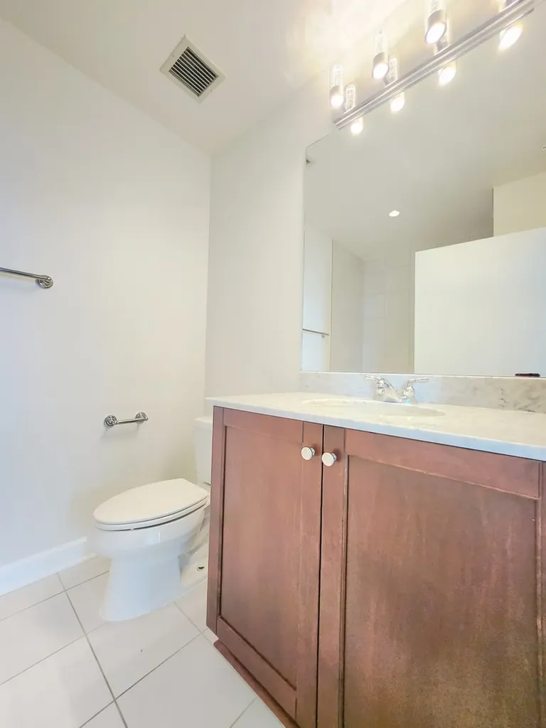 1201 South Prairie Avenue Chicago IL 60605