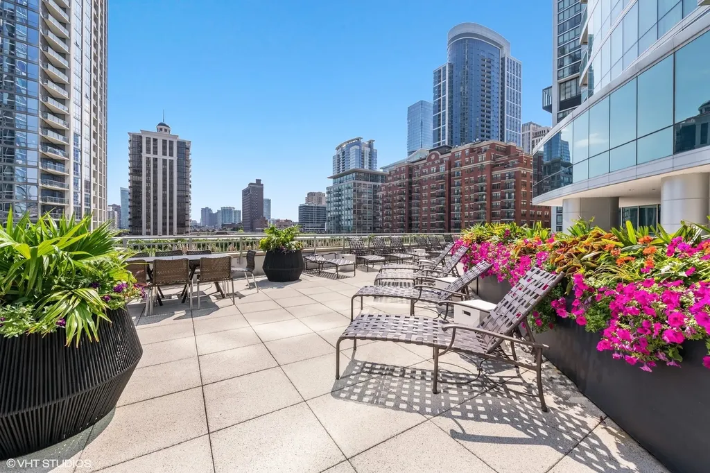 1201 South Prairie Avenue Chicago IL 60605