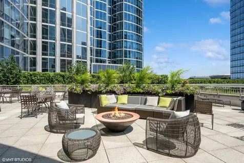 1201 South Prairie Avenue Chicago IL 60605