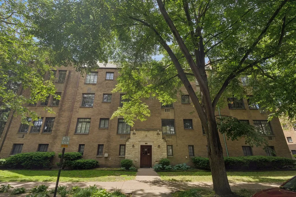 724 Noyes Street Evanston IL 60201
