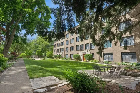724 Noyes Street Evanston IL 60201