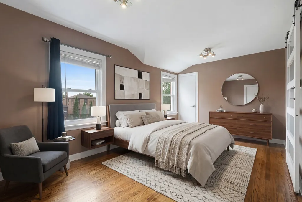 5129 South Menard Avenue Chicago IL 60638