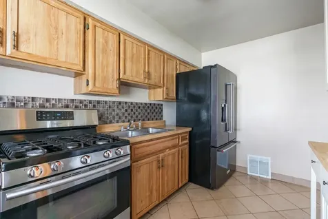 5129 South Menard Avenue Chicago IL 60638