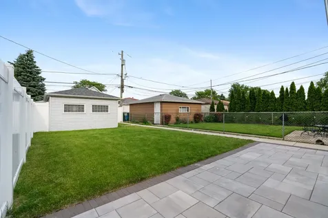 5129 South Menard Avenue Chicago IL 60638