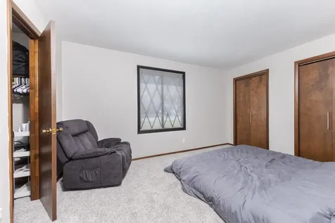 2003 Tracy Drive Bloomington IL 61704