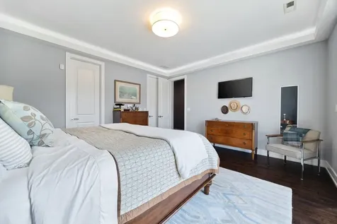 1327 West Grand Avenue Chicago IL 60642