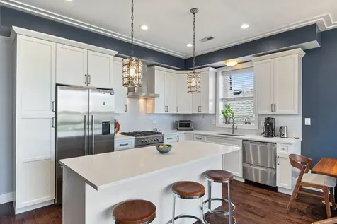 1327 West Grand Avenue Chicago IL 60642
