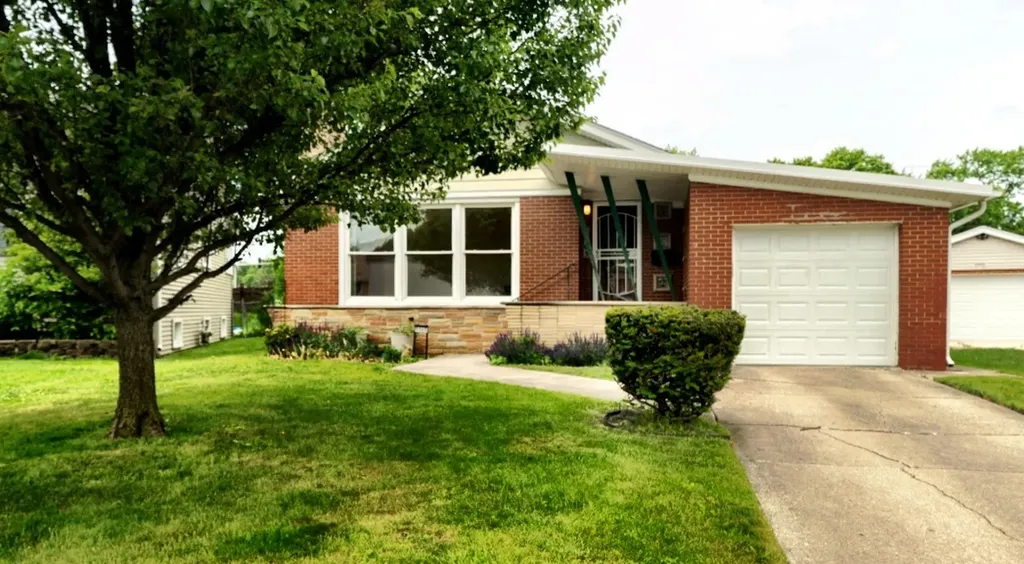 5065 Lamb Drive Oak Lawn IL 60453