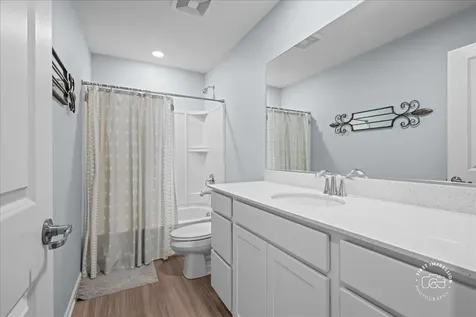 2342 Southwind Boulevard South Elgin IL 60177
