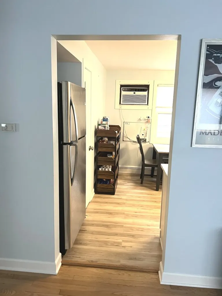 5214 North Potawatomie Avenue Chicago IL 60656
