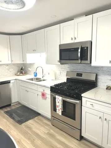 5214 North Potawatomie Avenue Chicago IL 60656