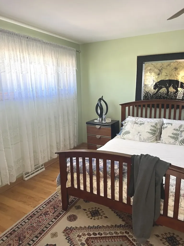 5018 North Olympia Avenue Chicago IL 60656