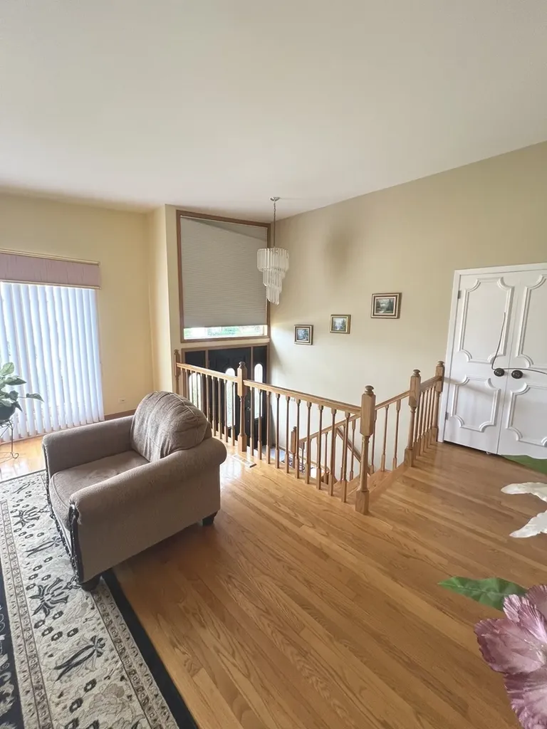 5018 North Olympia Avenue Chicago IL 60656