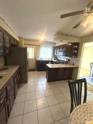 5018 North Olympia Avenue Chicago IL 60656