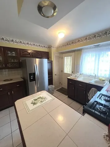 5018 North Olympia Avenue Chicago IL 60656