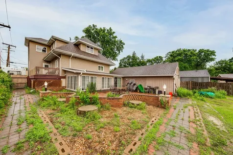 1210 South Lloyd Avenue Lombard IL 60148