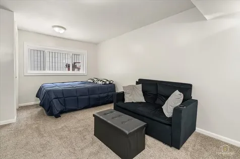 402 North Douglas Avenue Villa Park IL 60181