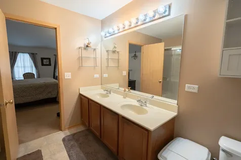 39843 Stoneywood Drive Beach Park IL 60083