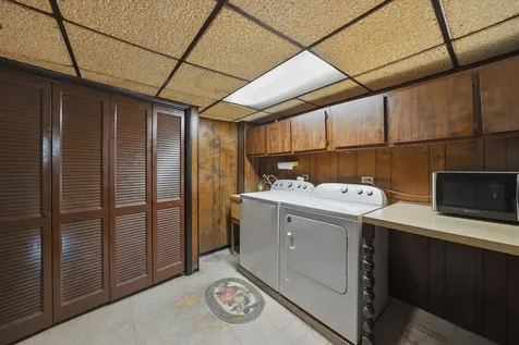 16955 South Bernardine Street Lansing IL 60438