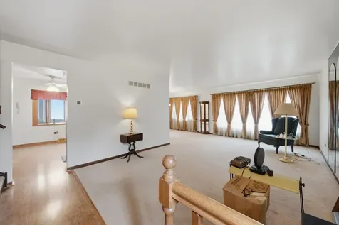 16955 South Bernardine Street Lansing IL 60438