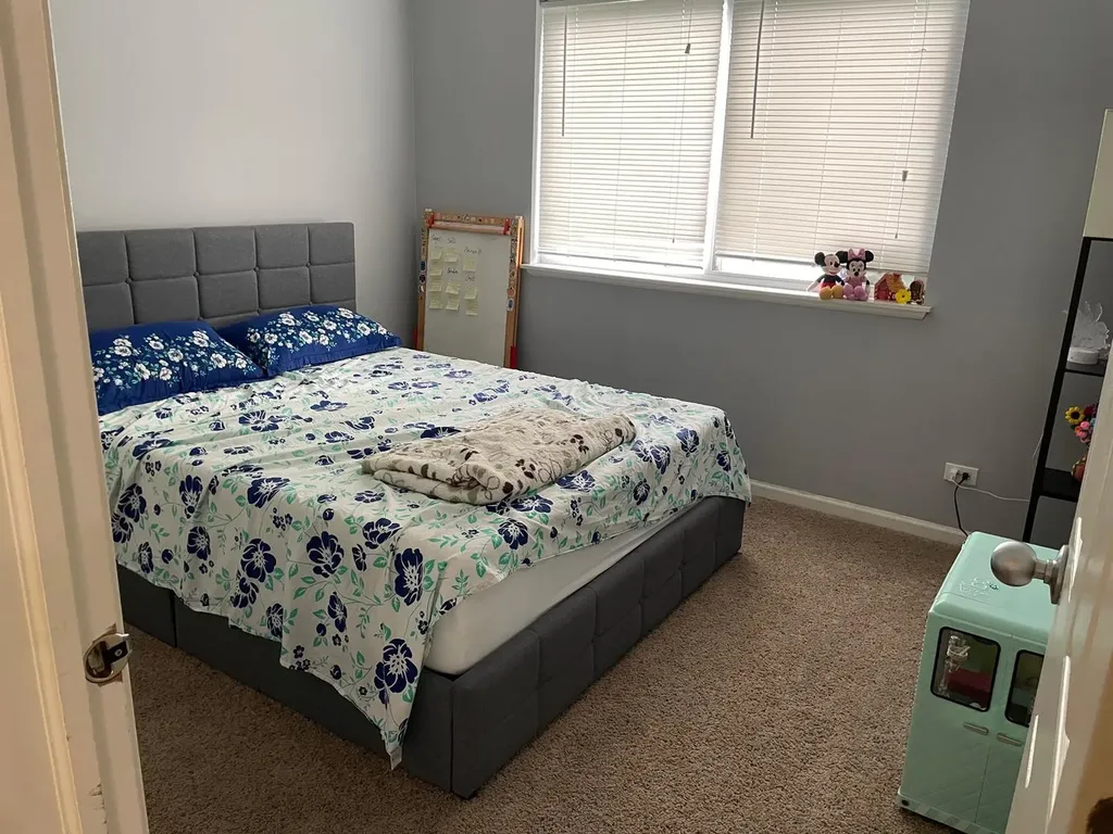 2277 Stoughton Drive Aurora IL 60502