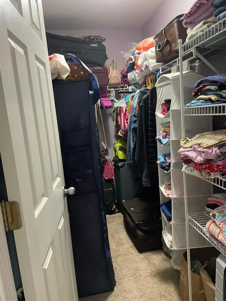 2277 Stoughton Drive Aurora IL 60502