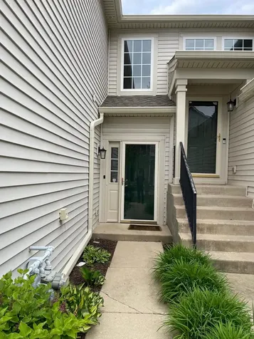 2277 Stoughton Drive Aurora IL 60502