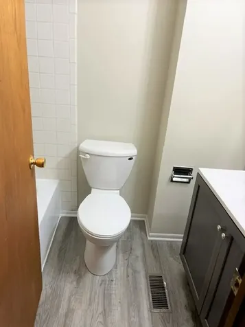 157 Peter Court Bartlett IL 60103