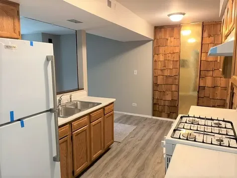157 Peter Court Bartlett IL 60103