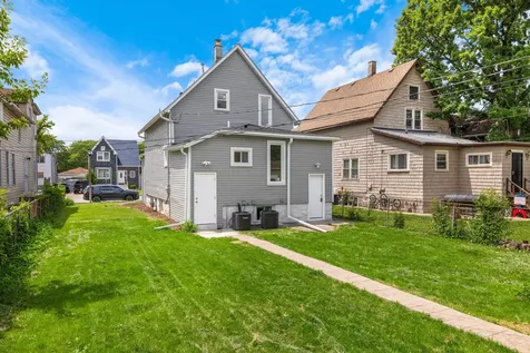 211 South 9th Avenue Maywood IL 60153