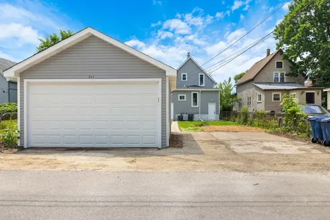 211 South 9th Avenue Maywood IL 60153