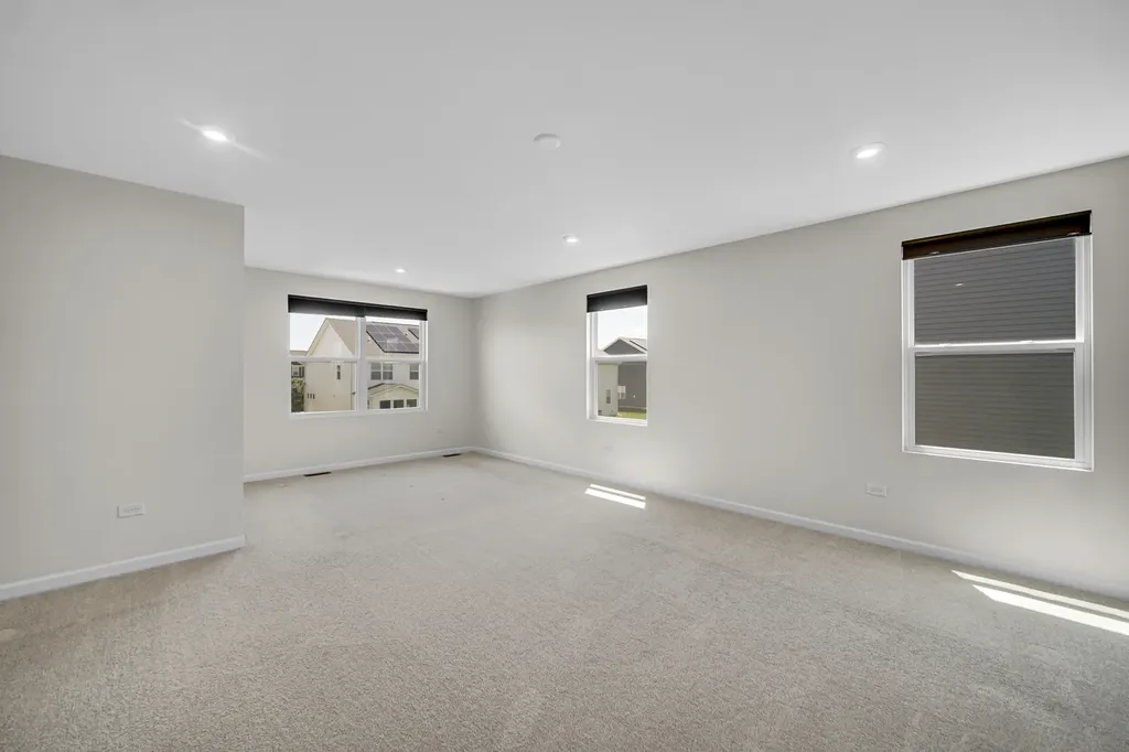 2080 Bent Grass Way Bolingbrook IL 60490