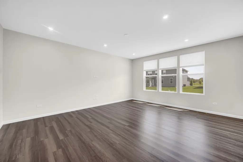 2080 Bent Grass Way Bolingbrook IL 60490