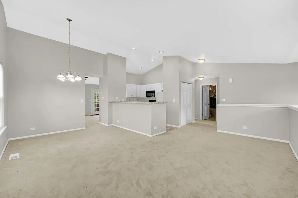 756 Genesee Drive Naperville IL 60563