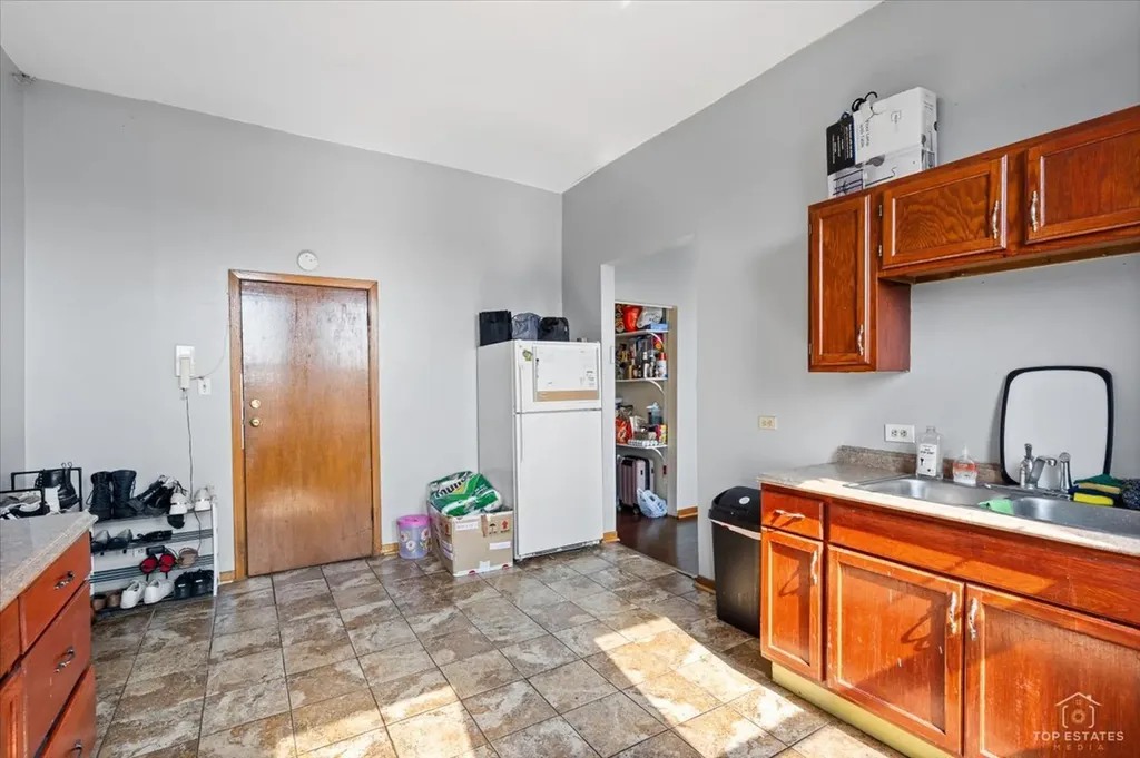 535 West 31st Street Chicago IL 60616