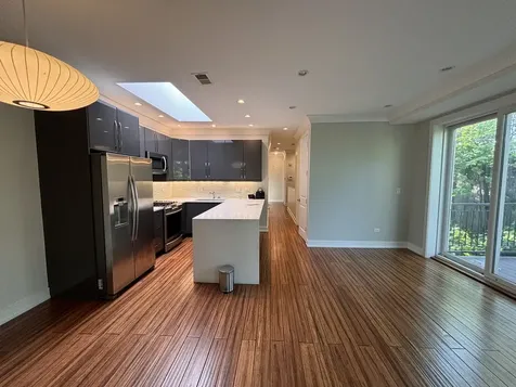 4003 South Calumet Avenue Chicago IL 60653
