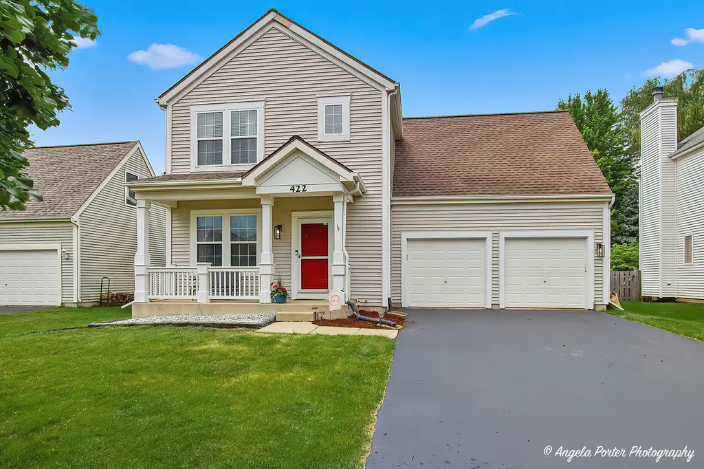 422 West Savoy Drive Round Lake IL 60073