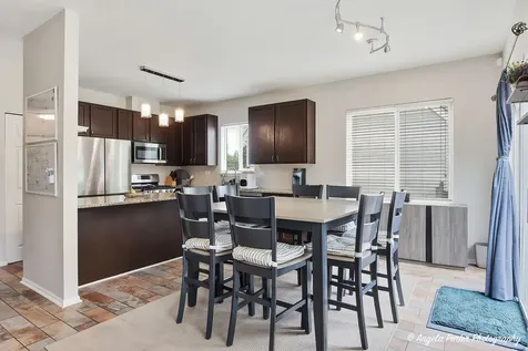 422 West Savoy Drive Round Lake IL 60073