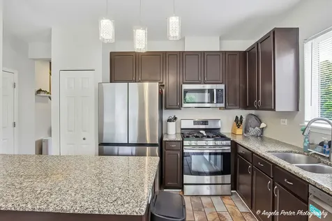 422 West Savoy Drive Round Lake IL 60073