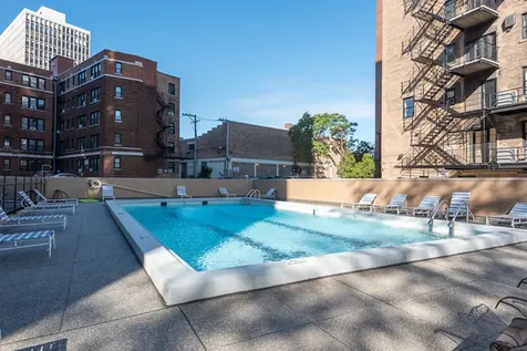 2400 North Lakeview Avenue Chicago IL 60614