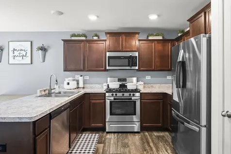 1125 Westlake Drive Cary IL 60013