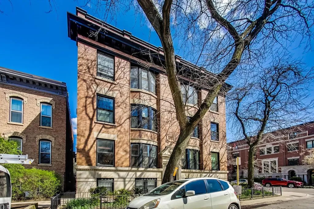 2101 North Hudson Avenue Chicago IL 60614