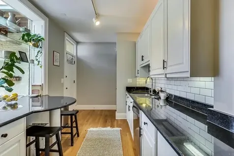 2101 North Hudson Avenue Chicago IL 60614