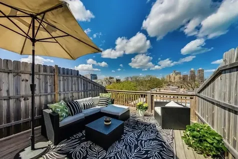 2101 North Hudson Avenue Chicago IL 60614