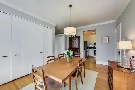 2101 North Hudson Avenue Chicago IL 60614
